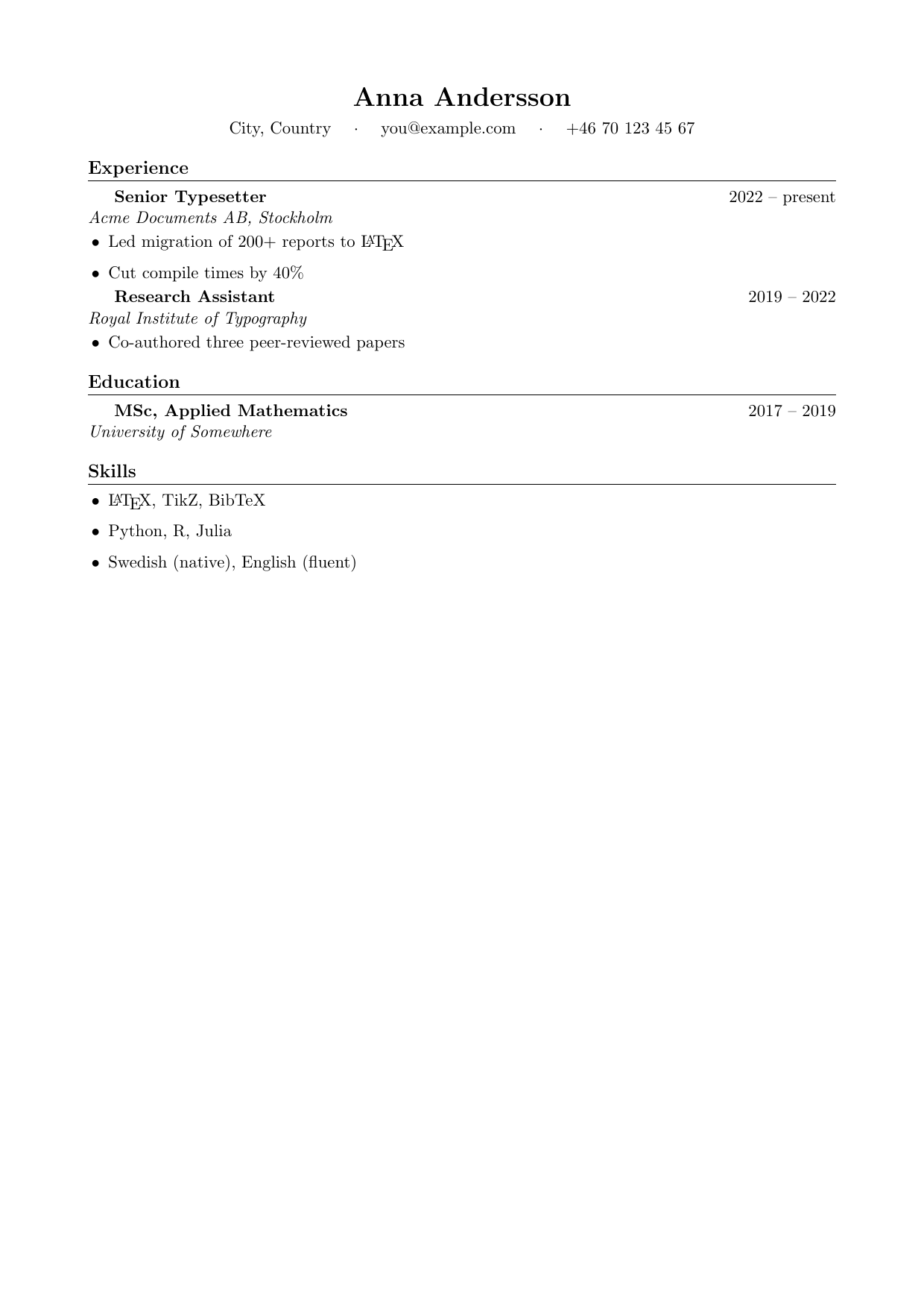 Compiled first page of the CV / Résumé LaTeX template
